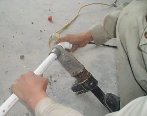 个旧漏水维修电话